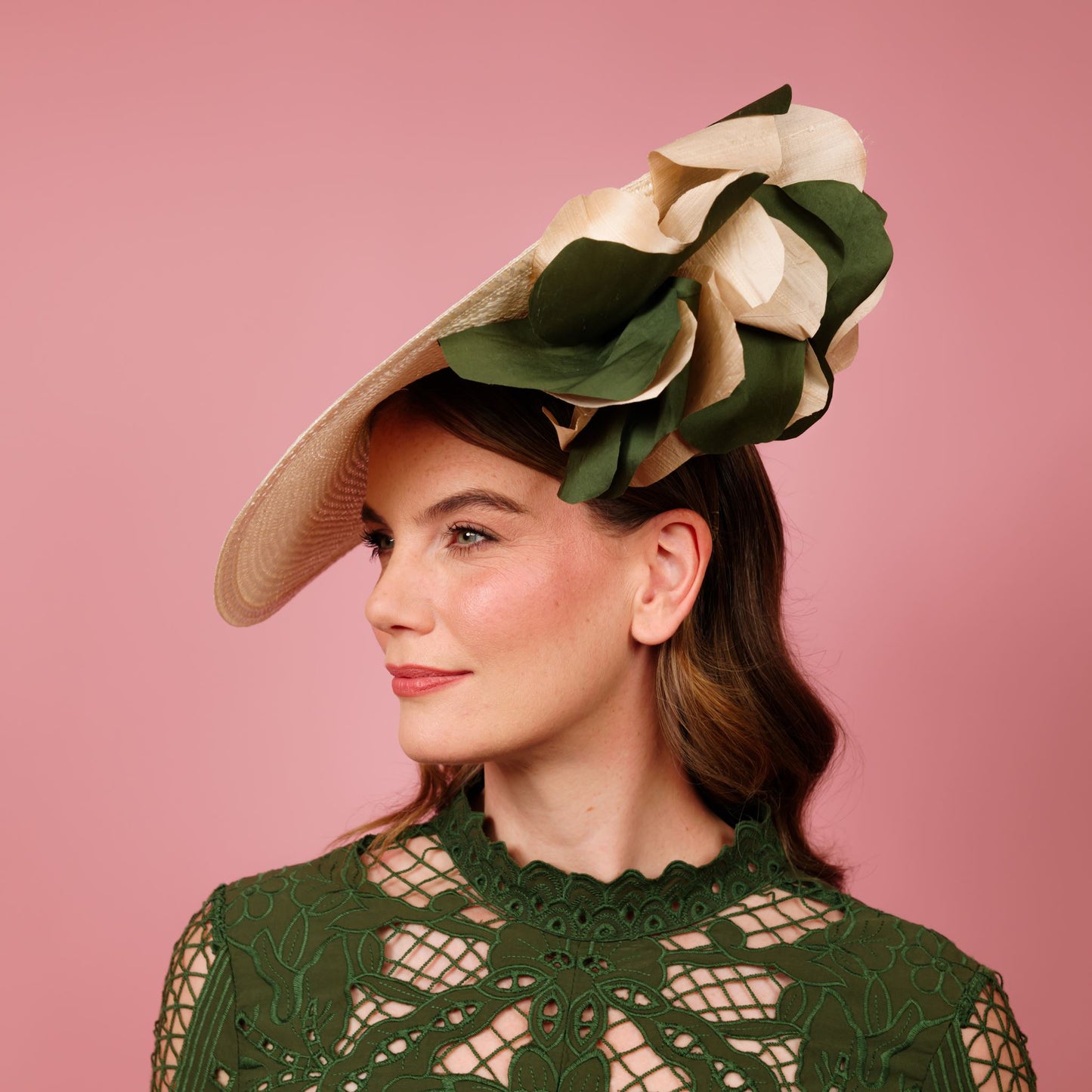 Madeline Saucer in cream with olive
