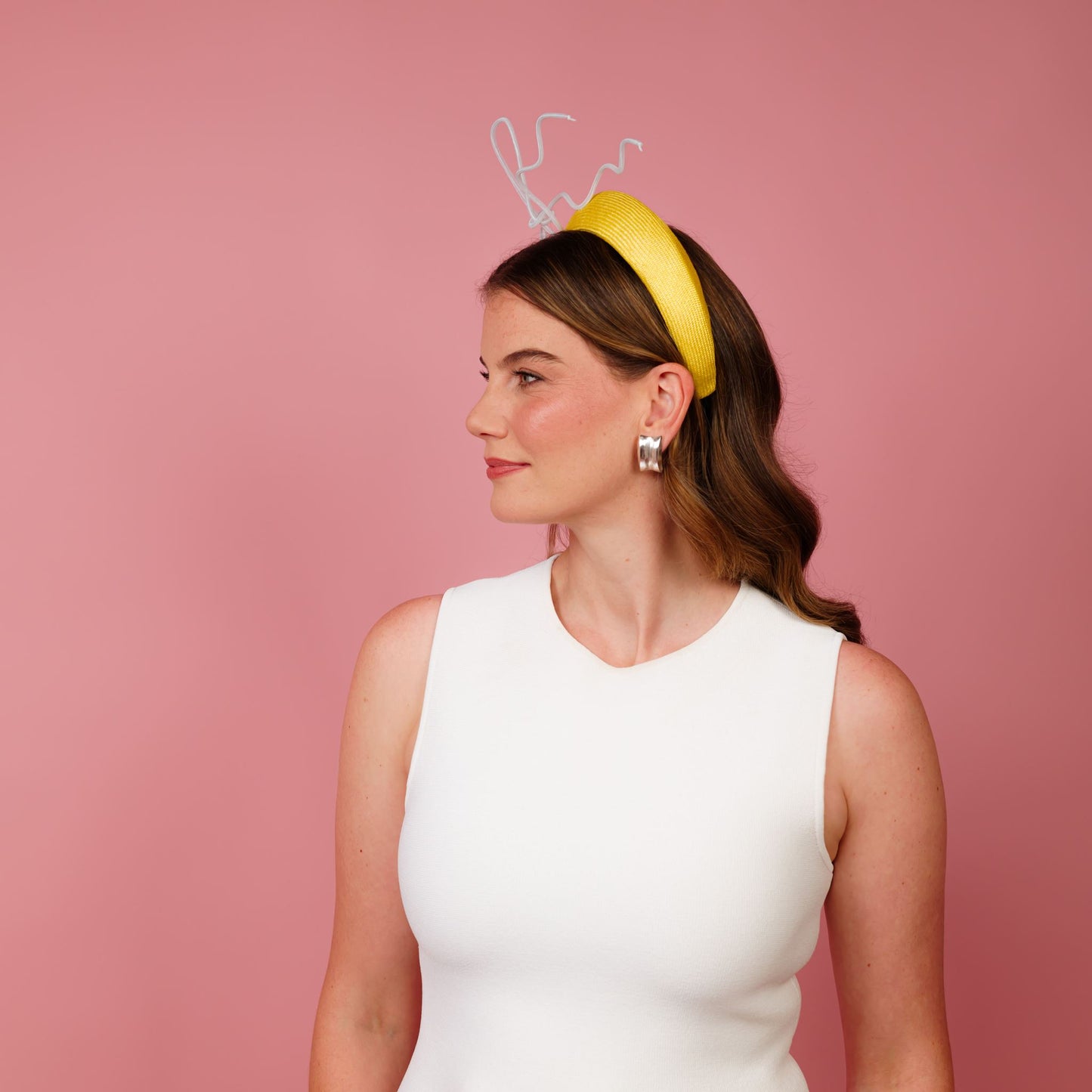 Alba headband in yellow straw with white floating crinoline bow