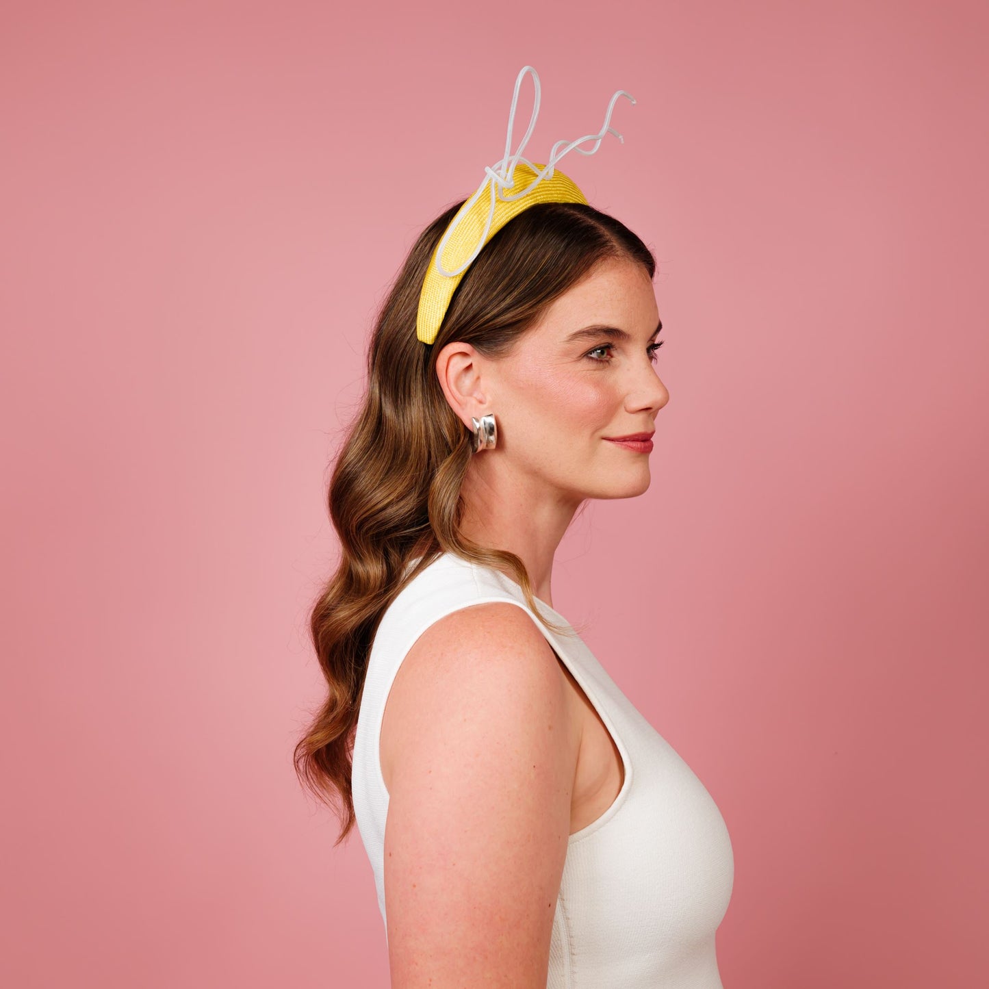 Alba headband in yellow straw with white floating crinoline bow