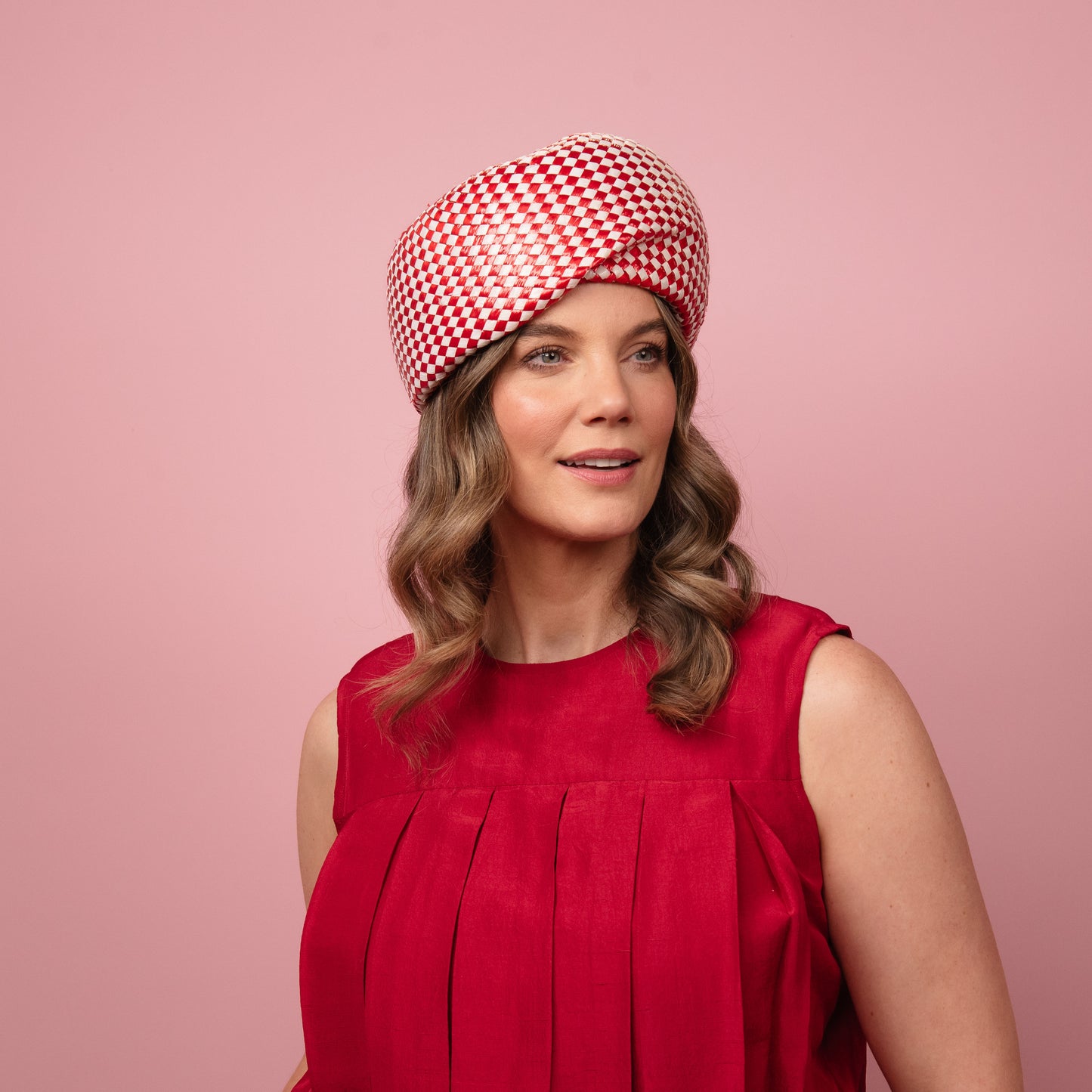 Catani Red and White Vintage Swiss Straw Shaped Beret Spring Racewear Headpiece