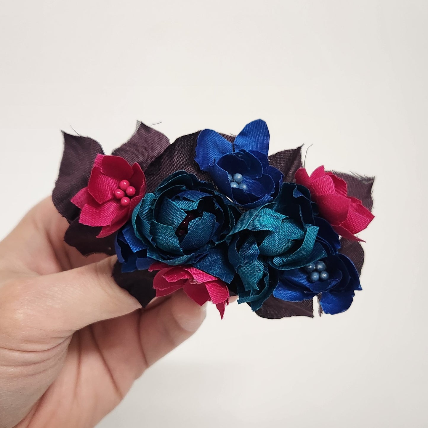 Custom Silk flower Lapel pin, Groom Lapel pin, Father of the Bride, Groomsman and Raceday