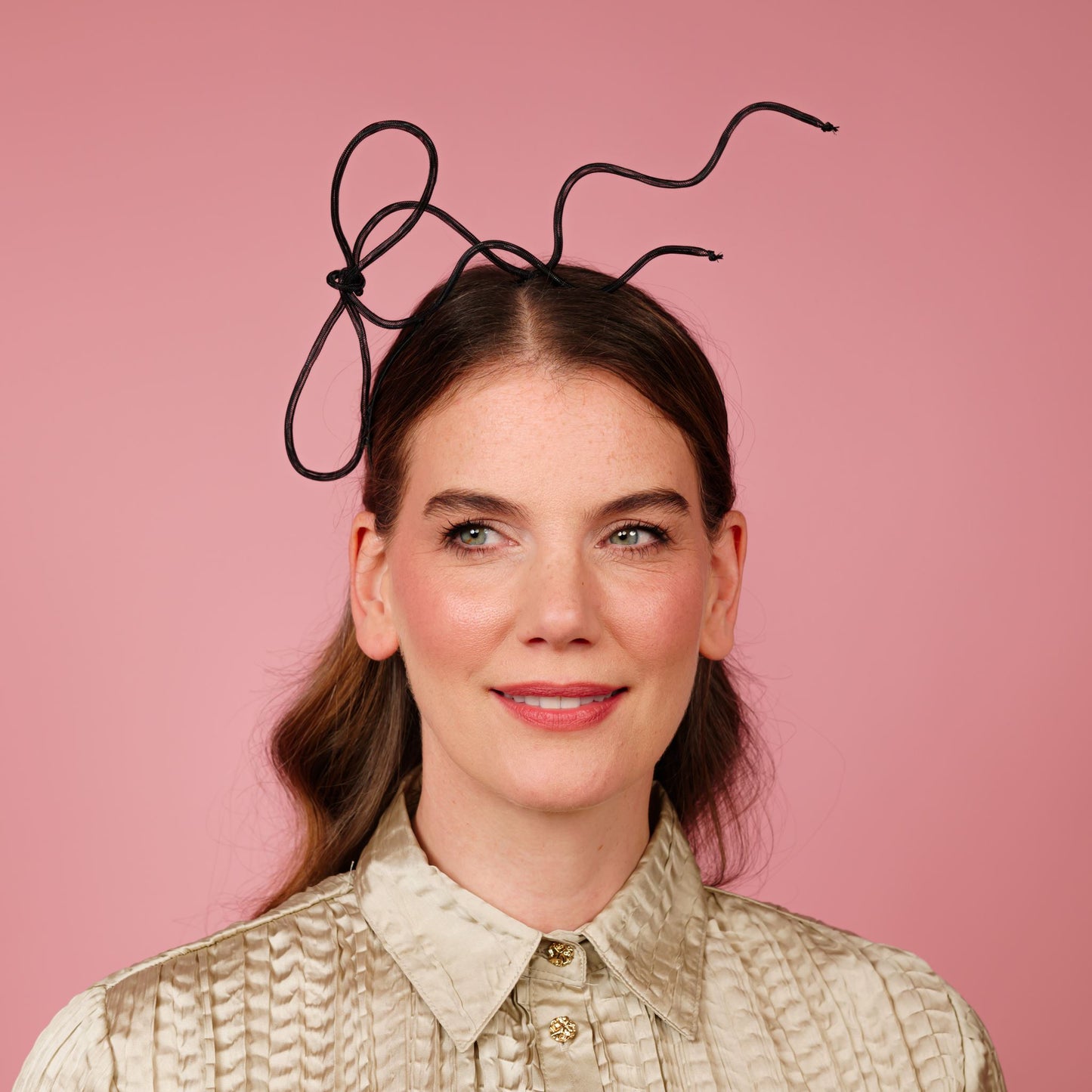 Luna Floating Crinoline Bow Headband Black