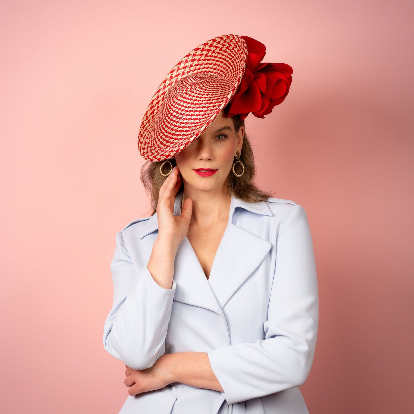 Monique Saucer in Textured Straw Silk Poppy Flower Trim in Red and White Spring Racewear Headpiece
