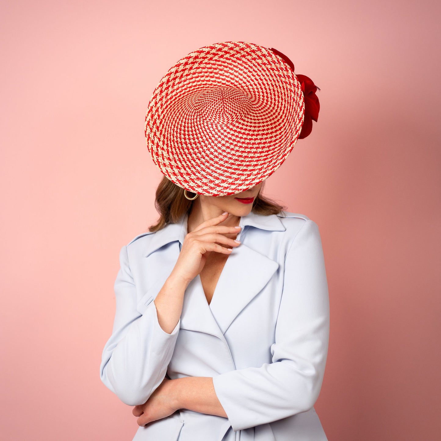 Monique Saucer in Textured Straw Silk Poppy Flower Trim in Red and White Spring Racewear Headpiece