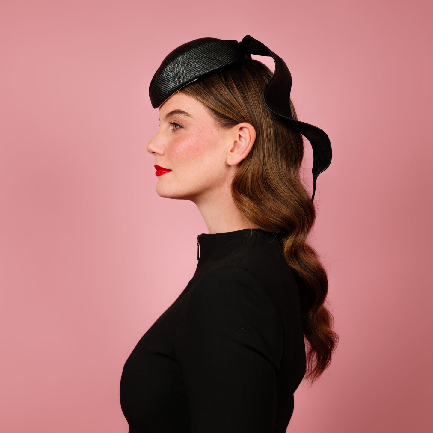 Zenith percher shaped straw headpiece with sculpted tails in black