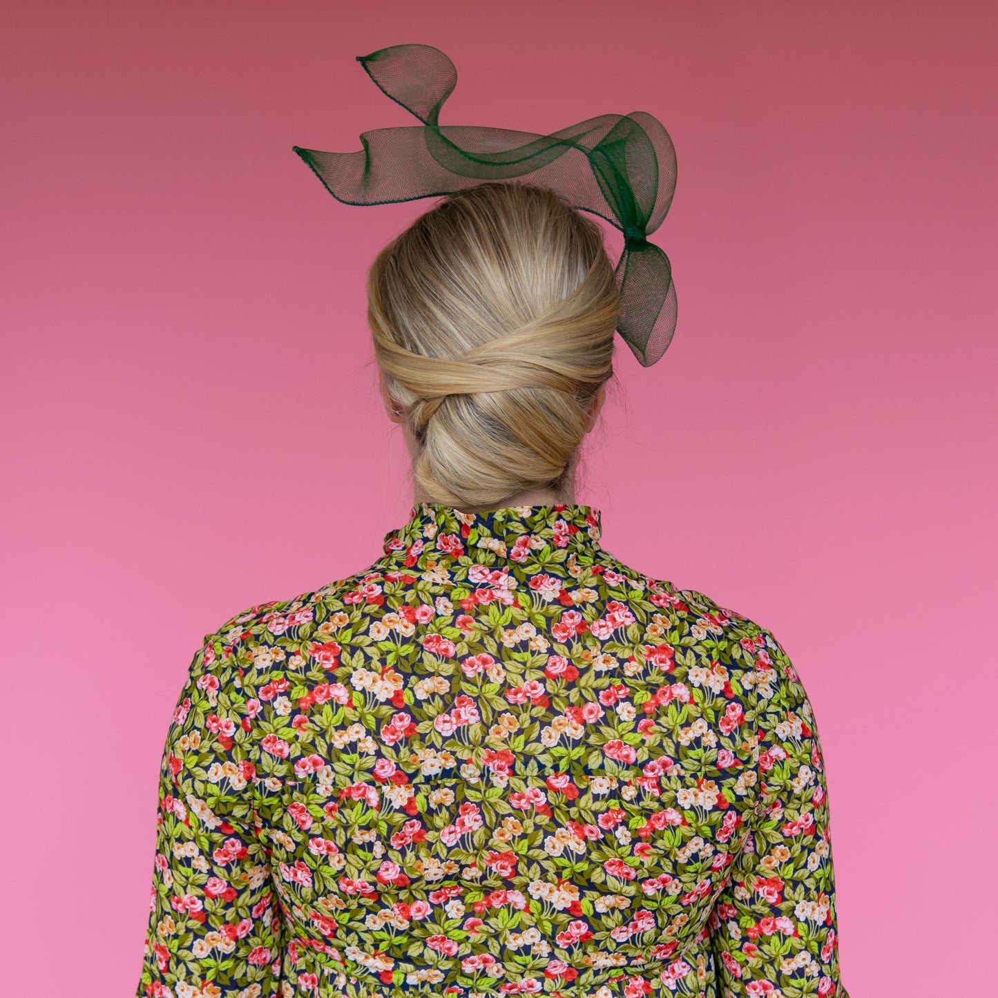 Docker Crinoline Floating Bow Headband in Green