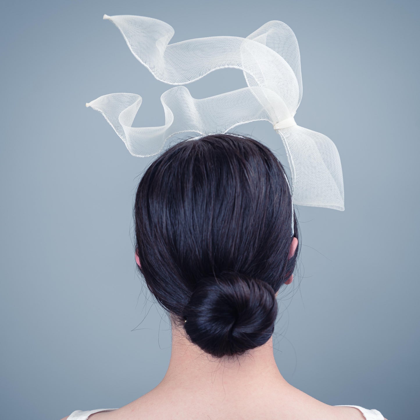 Docker Crinoline Floating Bow Headband in Ivory