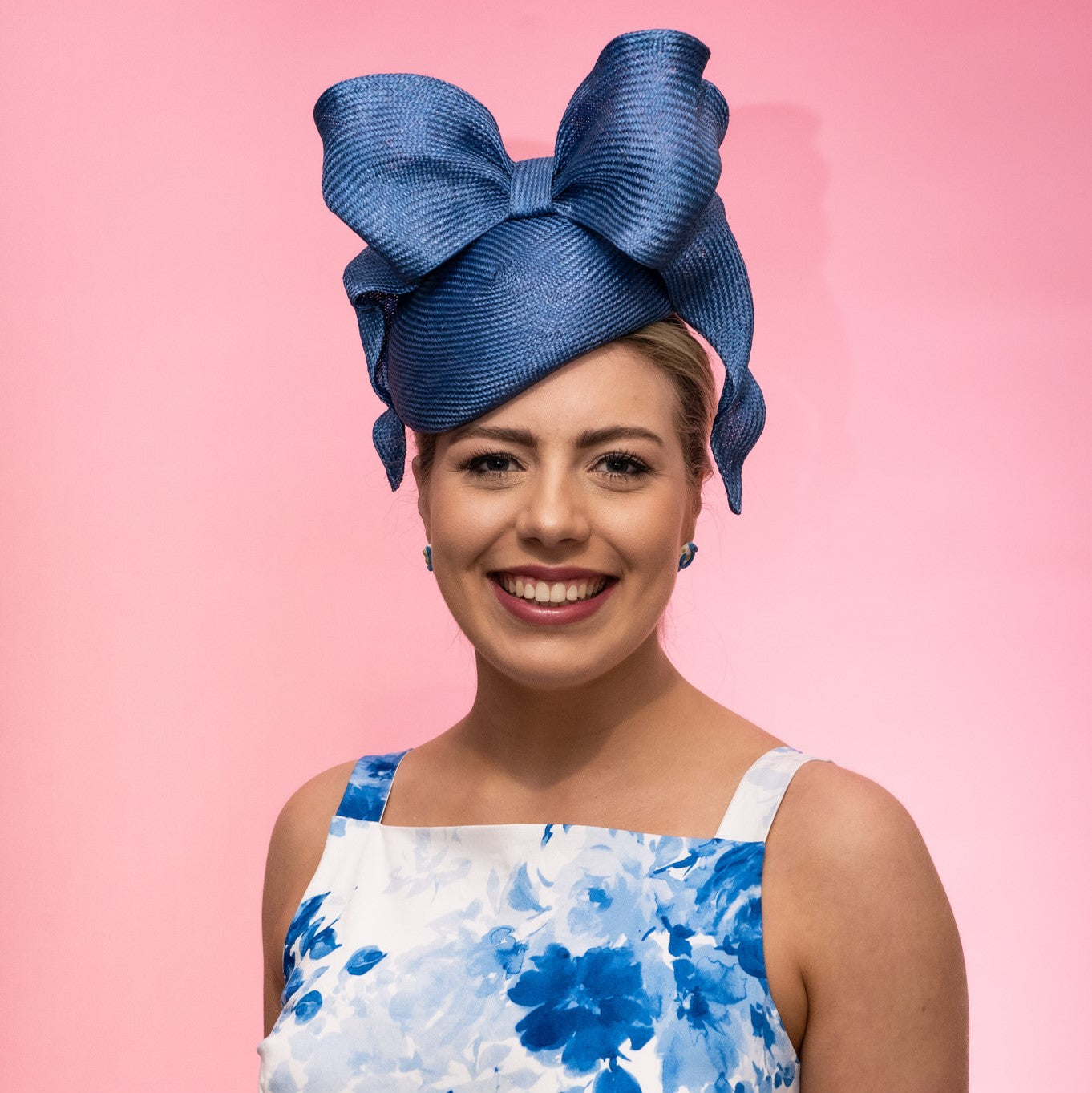 Ovens Draped Bow Beret in blue straw